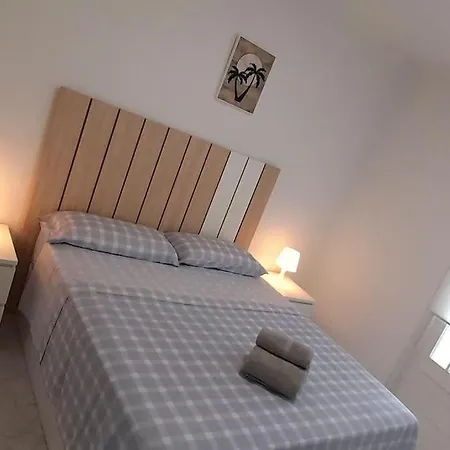 Apartamento Playa Vistas Al Mar & Terraza 公寓 *